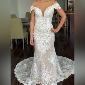 2019 Brand new Mon Cheri Dress/Color: Diamond white champagne